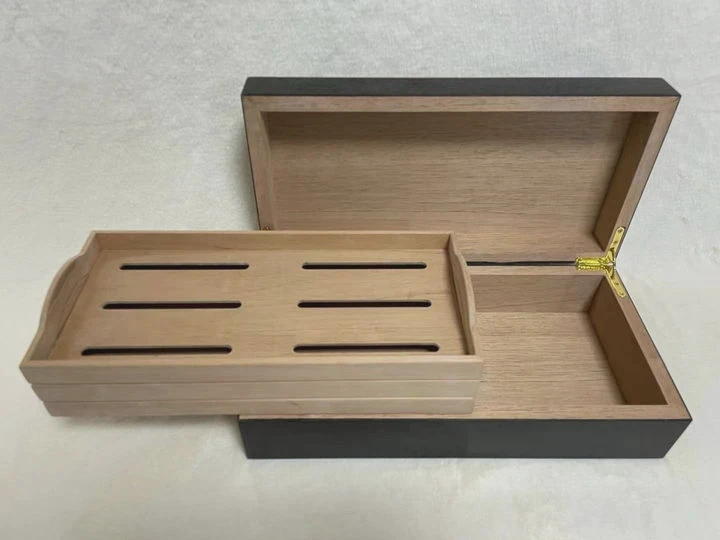 High Gloss Black Wooden Cigar Box