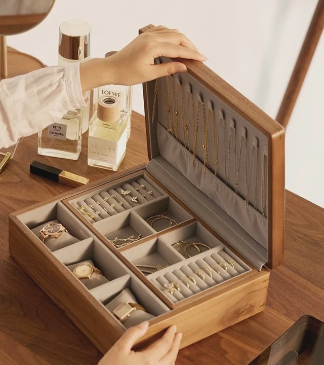 Simple Wooden Jewelry Box