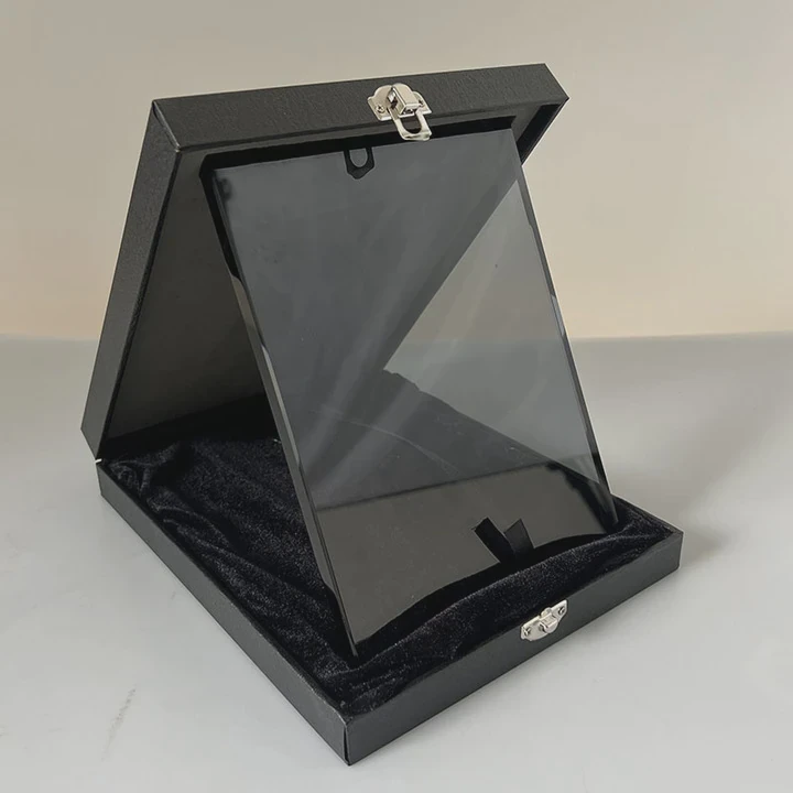 Black Crystal Certificate Box