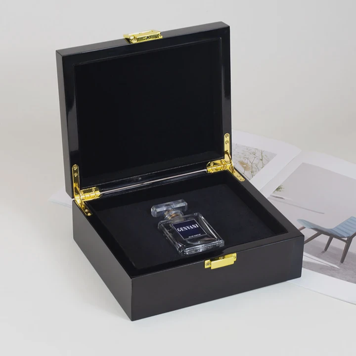 Black Gloss Perfume Case